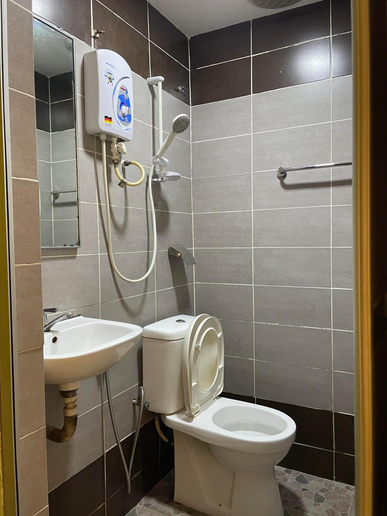 Hotel Rim Global Subang Subang Jaya Exterior photo